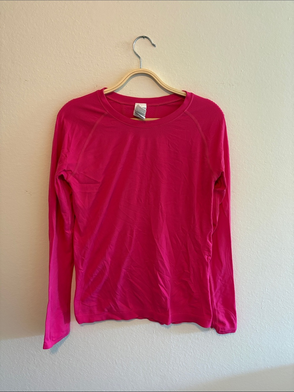 Athleta Momentum Long Sleeve Top